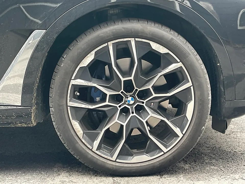 BMW X7 G07 wheel repair - BMW X7 Wheel Repair Review: Diamond Cut Restoration photo 4