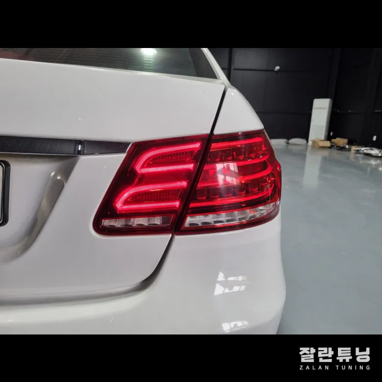 Mercedes-Benz E-Class W212 lighting upgrade - Mercedes-Benz E-Class W212 Lighting Upgrade Review photo 4