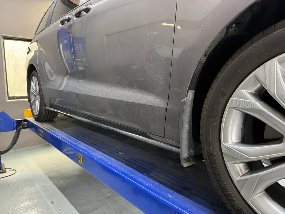 Toyota Sienna Body Kit Installation Review photo 5
