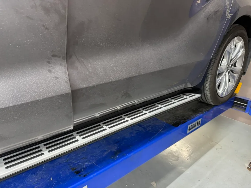 Toyota Sienna body kit - Toyota Sienna Body Kit Installation Review photo 5