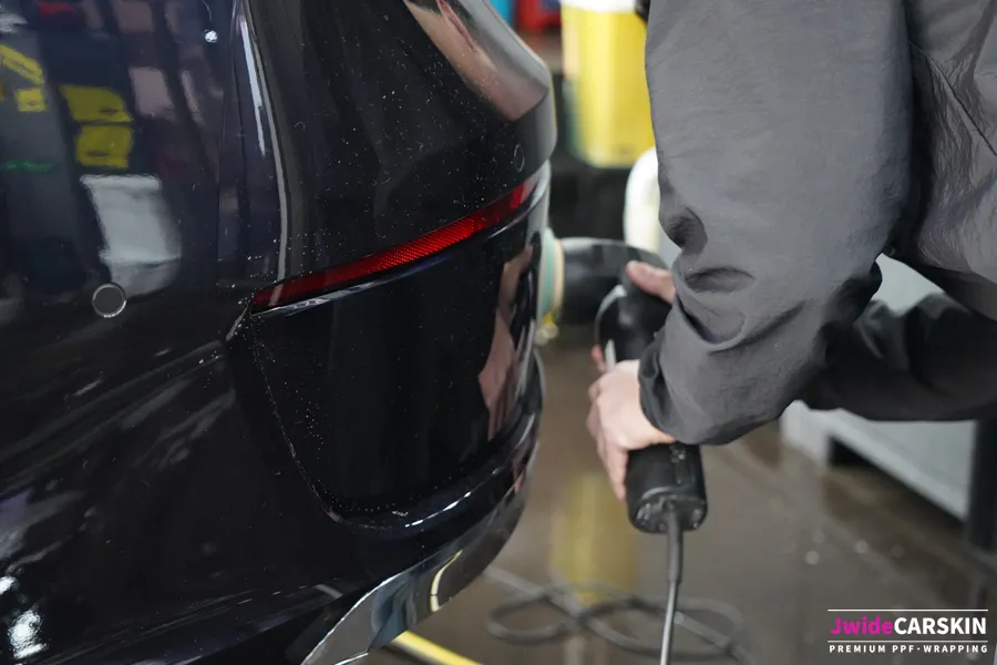 BMW i7 ppf - BMW i7 PPF Review: Scratch Prevention & Removal photo 4