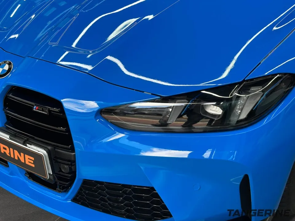 BMW M3のカーラッピング事例|シャークブルーの魅力 施工写真 2-2