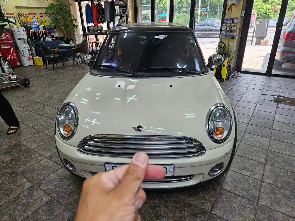 BMW MINI Cooper Dash Cam Installation Review photo 1