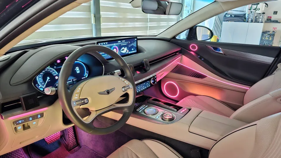 Genesis G80 ambient lighting - Genesis G80 Ambient Lighting Customization Review photo 4