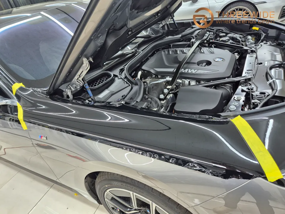BMW 7 Seriesのカーラッピング事例|費用目安・仕上がり 施工写真 1-3