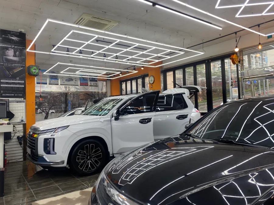 Kia Sorentoのカーフィルム施工事例｜費用目安・仕上がり 施工写真 1-3