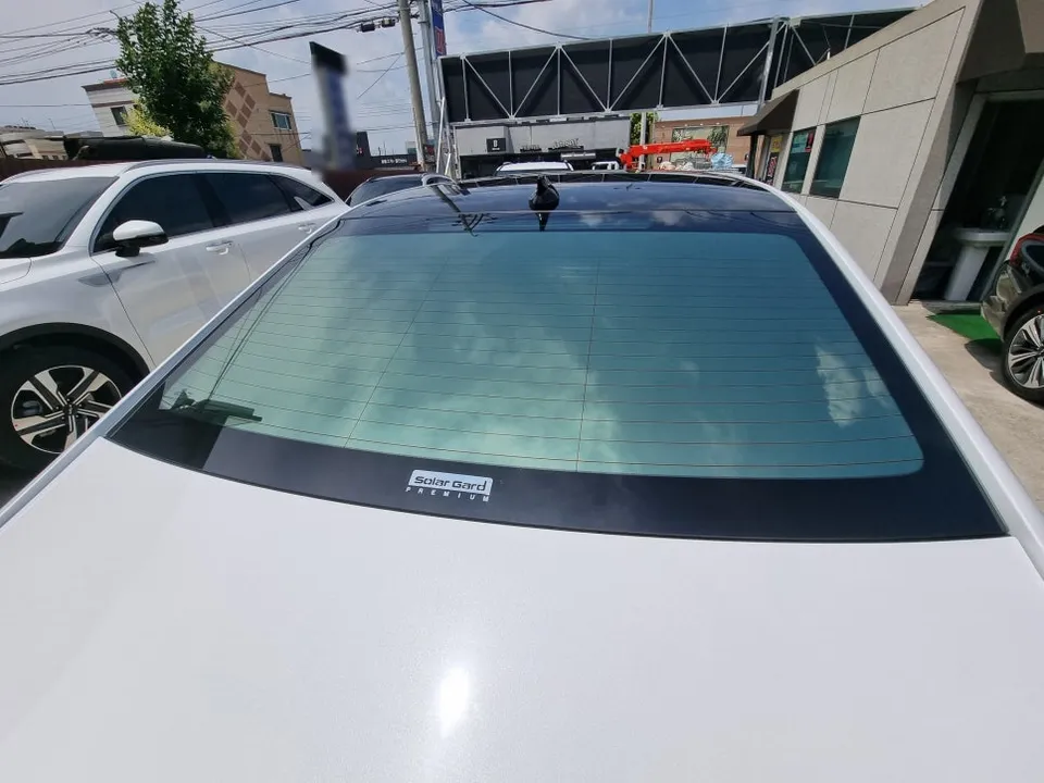 Hyundai Grandeur GN7 window tinting - Hyundai Grandeur GN7 Window Tinting Review - Premium Film Results photo 5