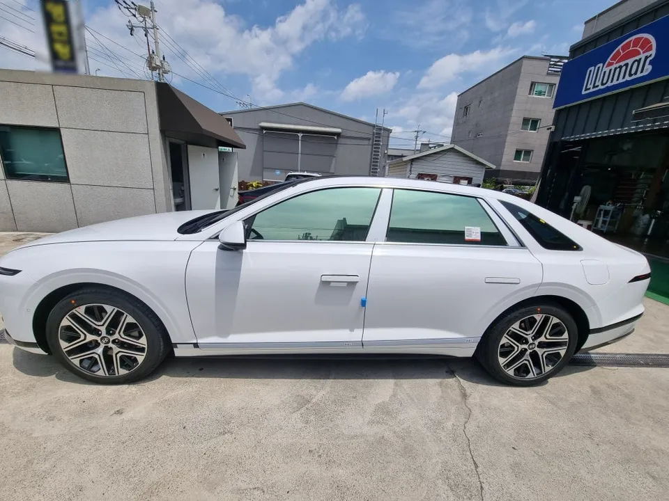 Hyundai Grandeur GN7 window tinting - Hyundai Grandeur GN7 Window Tinting Review - Premium Film Results photo 6