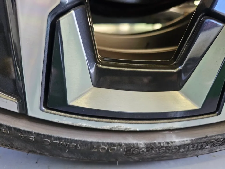 BMW I4 wheel repair - BMW I4 Wheel Repair Review: Diamond Cut Restoration photo 4