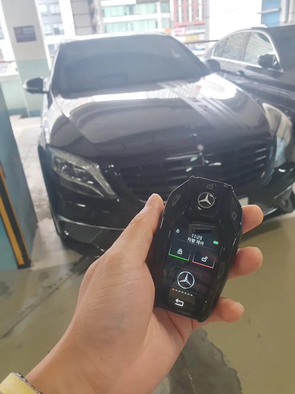 Mercedes-Benz S63 AMG oem options review
