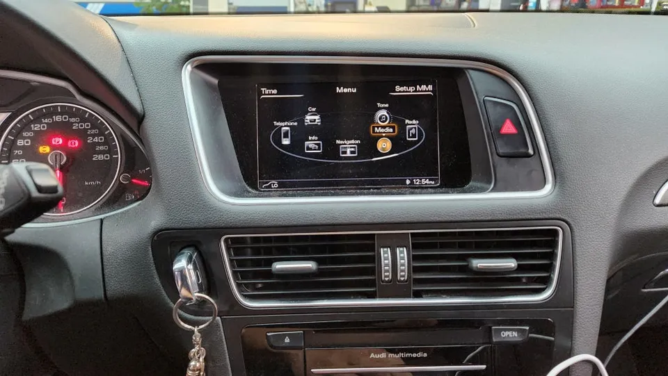Audi Q5 soundproofing installation result
