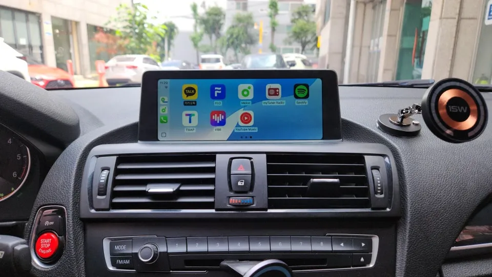 BMW 1 Series F20のAndroid Auto・CarPlay取付事例 施工写真 3-2