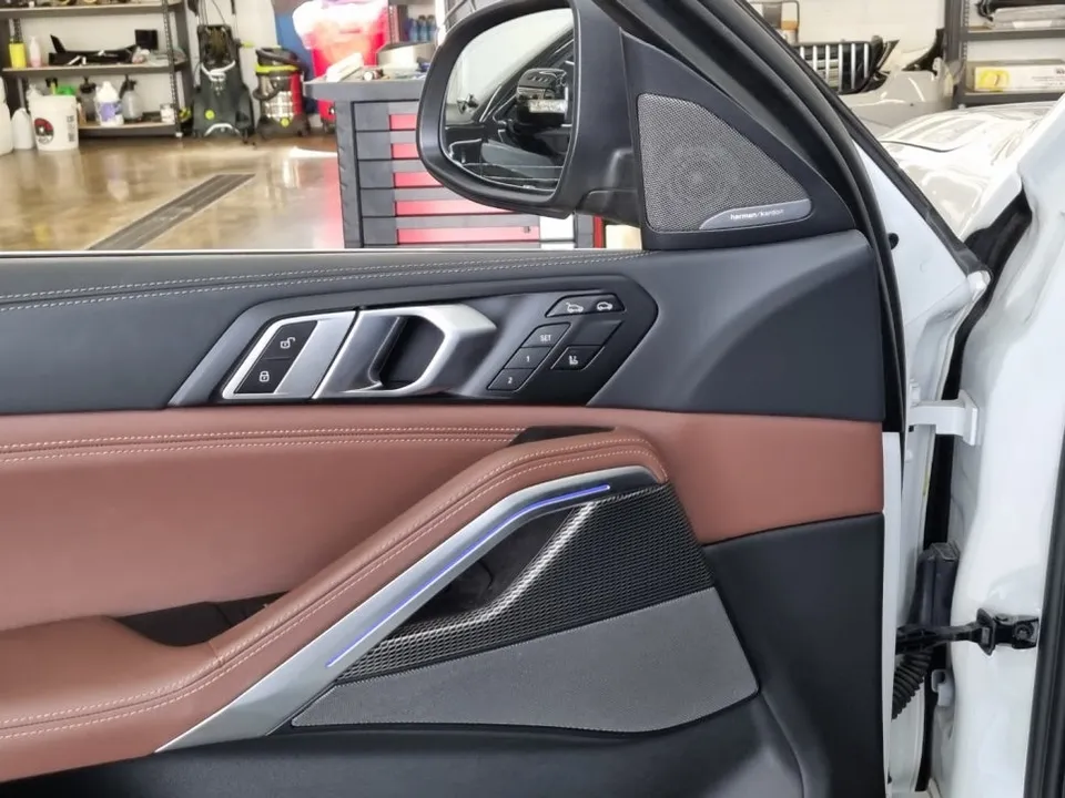 BMW X6 G06 ambient lighting - BMW X6 G06 Ambient Lighting Review: Cost & Results photo 5