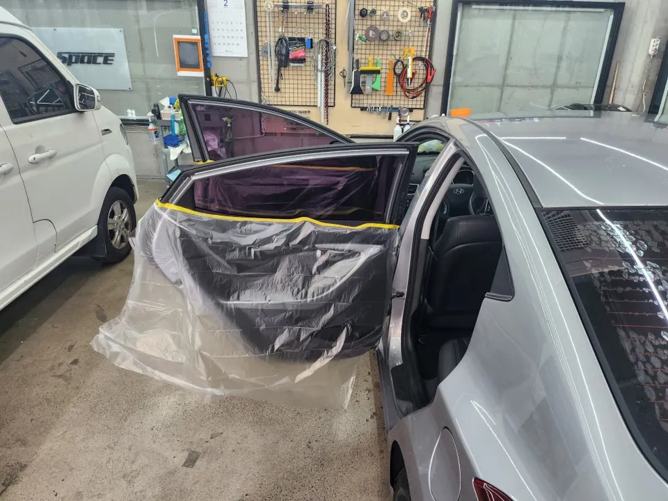 Hyundai ElantraのPPF施工事例|費用目安と仕上がり 施工写真 2-3