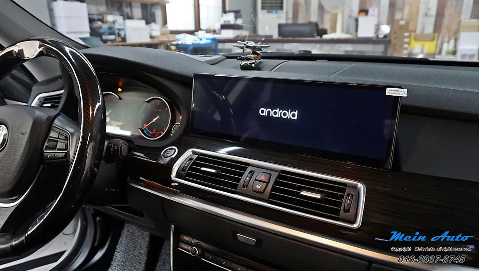 BMW 5 Series GT F07のAndroid Auto・CarPlay取付事例 施工写真 4