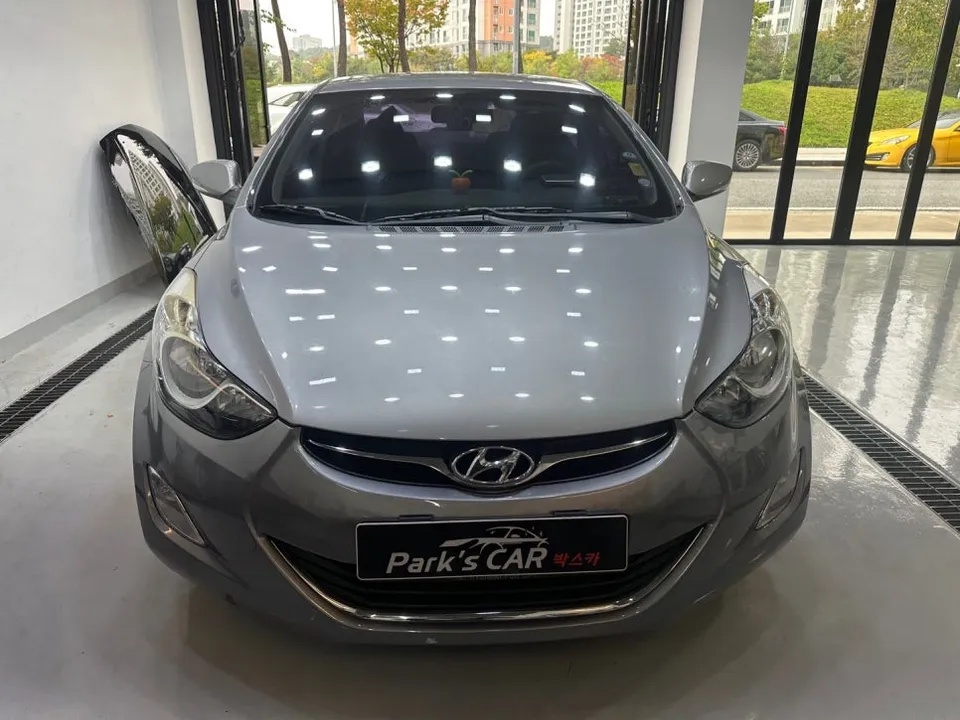 Hyundai Elantra MD android head unit installation result
