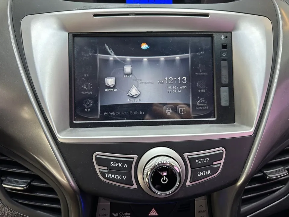 Hyundai Elantra MDのAndroid Auto・CarPlay取付事例 施工写真 5