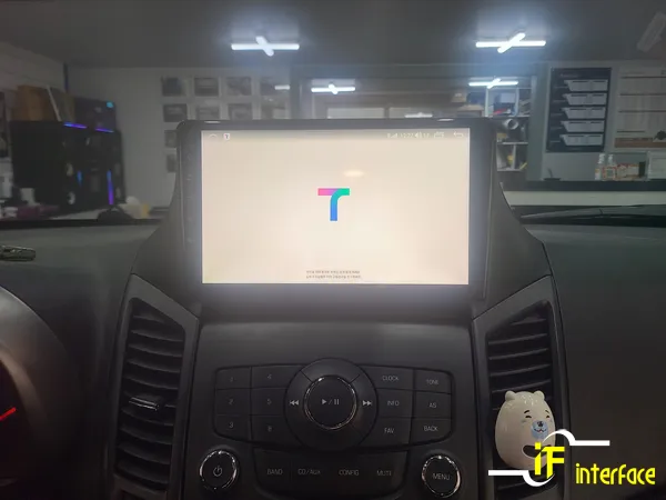 ChevroletのAndroid Auto・CarPlay取付事例 施工写真 6