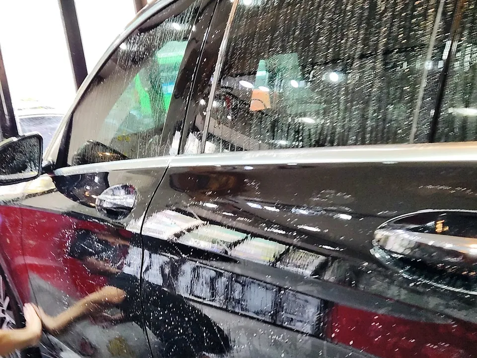 Mercedes-Benz GLC body repair - Mercedes-Benz GLC Body Repair & Painting Review — Cost & Results photo 3