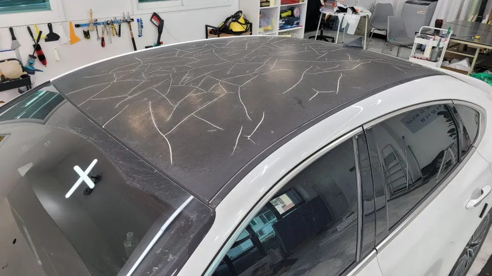 Hyundai Grandeur IGのカーラッピング事例 施工写真 3