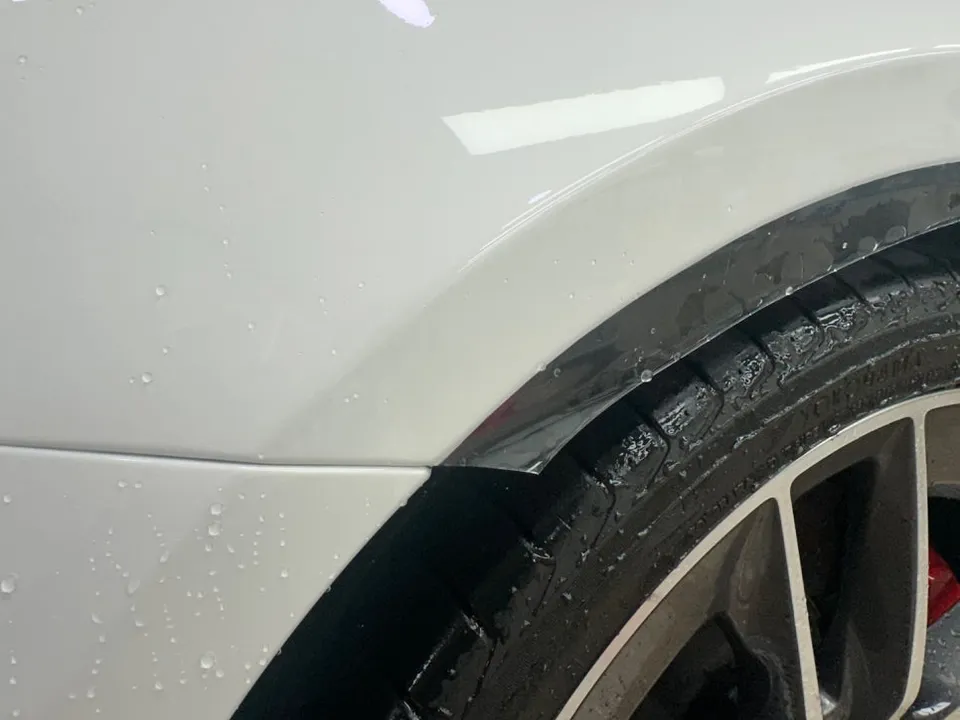 Mercedes-Benz EクラスのPPF施工事例｜費用目安・仕上がり 施工写真 2-2