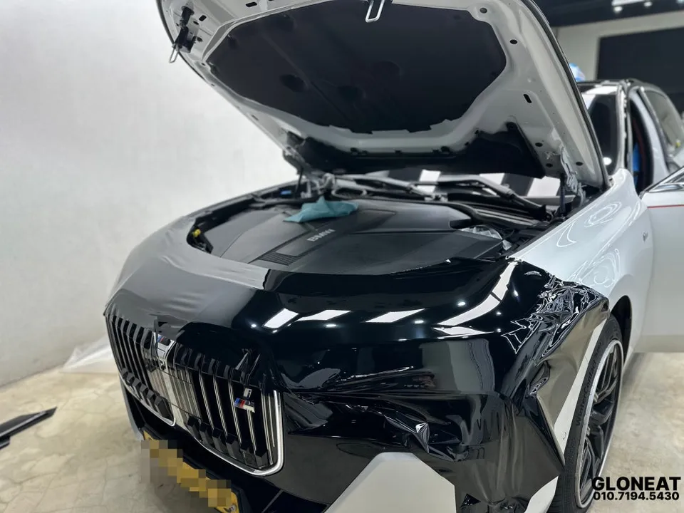 BMW i7 PPF施工事例｜費用目安と仕上がり 施工写真 2-3