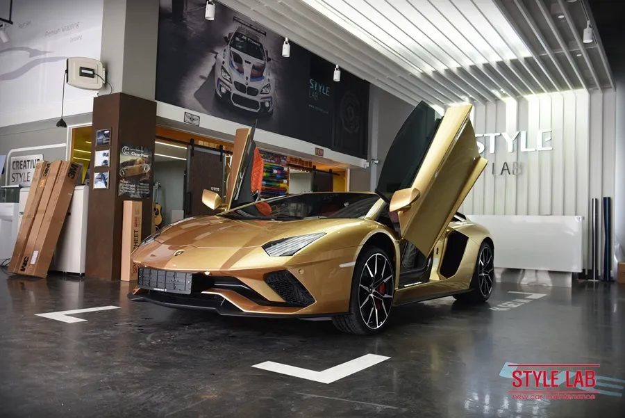 Lamborghini AventadorのPPF施工事例|費用目安・仕上がり 施工写真 2-1