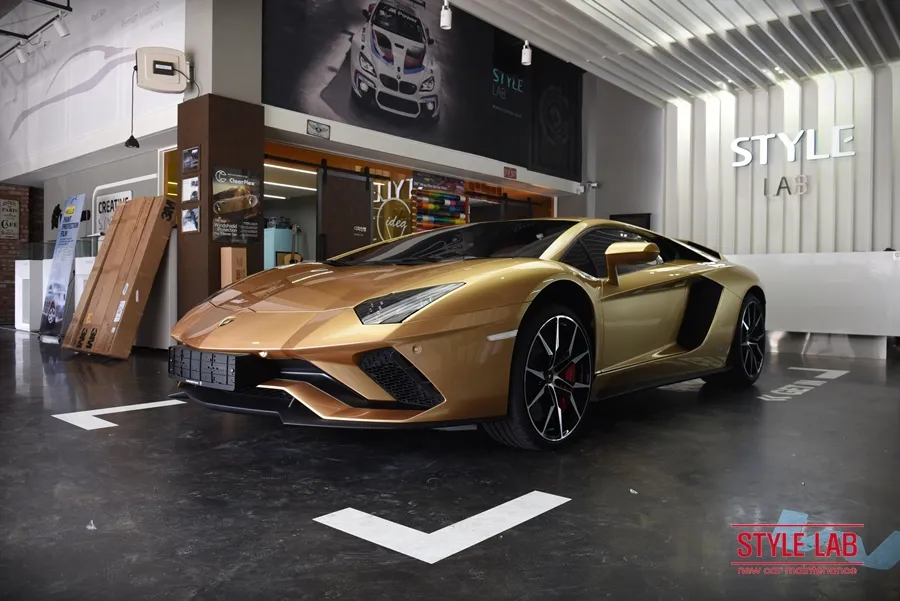 Lamborghini AventadorのPPF施工事例|費用目安・仕上がり 施工写真 3-3