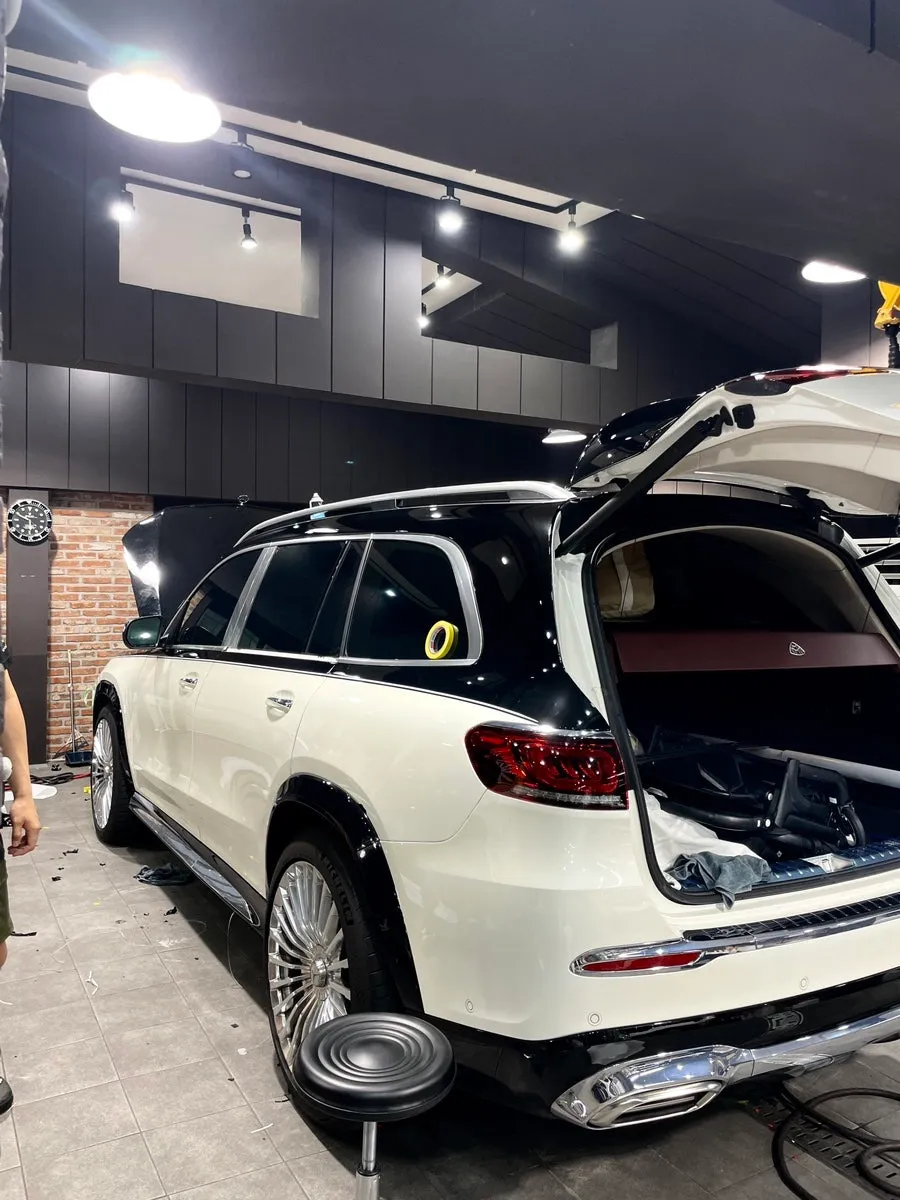 Mercedes-Benz GLS Maybach PPF施工事例|デュオトーン仕上げ 施工写真 5