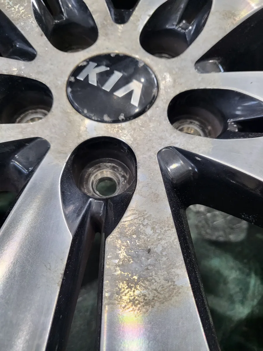 Kia Sportage wheel repair - Kia Sportage Wheel Repair & Diamond Cutting Review photo 6