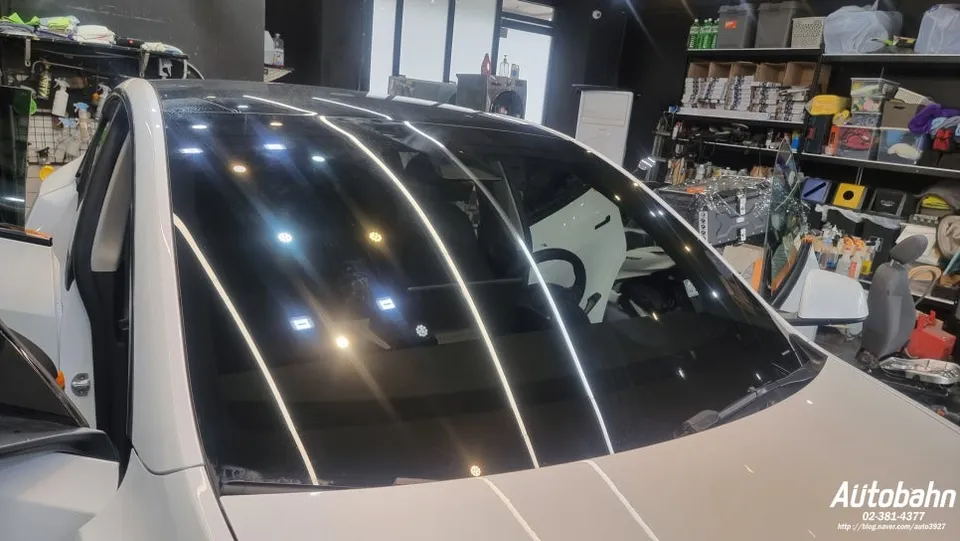 Tesla Model Y カーフィルム施工事例|費用目安・仕上がり 施工写真 1-2