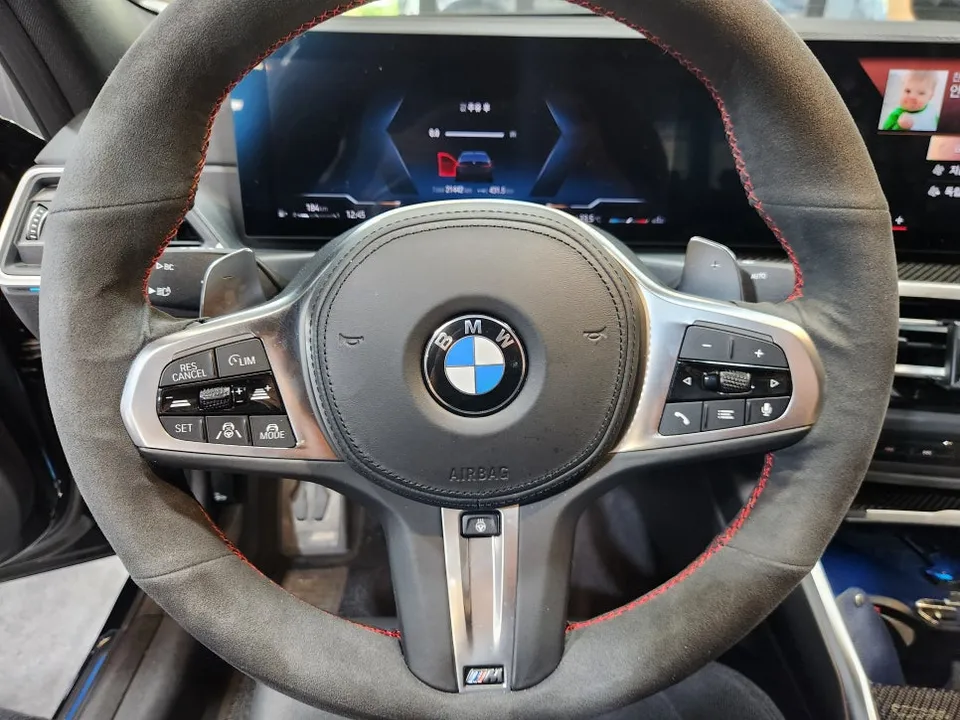 BMW 3 Series steering wheel - BMW 3 Series Steering Wheel Customization: M1/M2 Buttons & Carbon photo 4