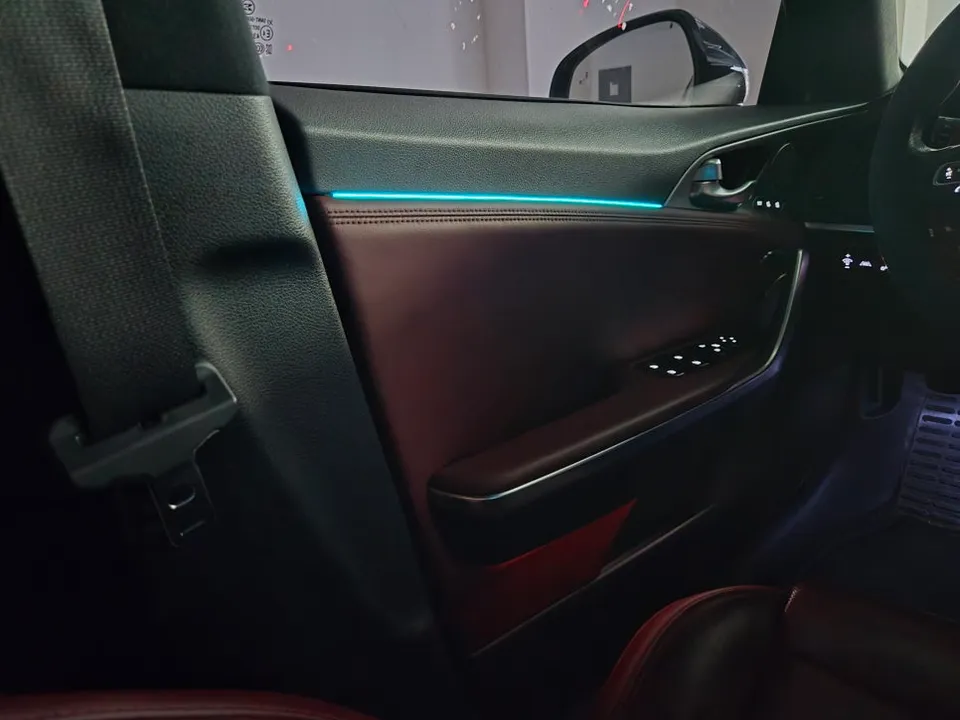 Kia Stinger Meister ambient lighting - Kia Stinger Ambient Lighting Review: Seamless Integration photo 4