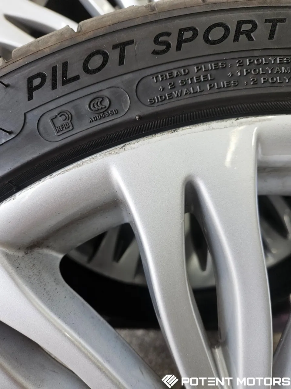 Mercedes-Benz S-Class wheel repair - Mercedes-Benz S-Class Wheel Repair & Painting Review photo 2
