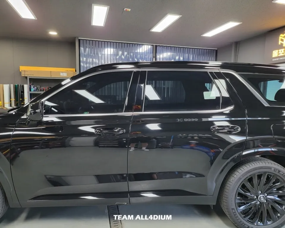 Hyundai Palisade vinyl wrap - Hyundai Palisade Vinyl Wrap Review: Black Edition Look photo 3