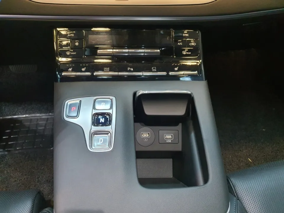 Hyundai Grandeur IG oem options - Hyundai Grandeur IG OEM Options Retrofit Review photo 5