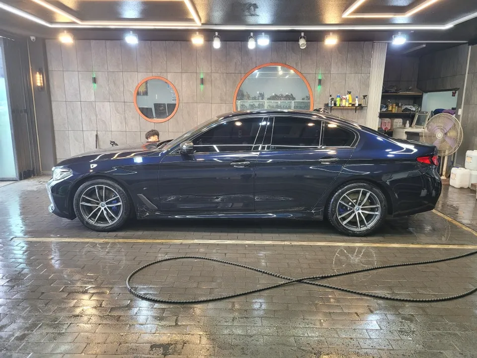 BMW 5 Series ceramic coating - BMW 5 Series Ceramic Coating Review: Cost & Results photo 5