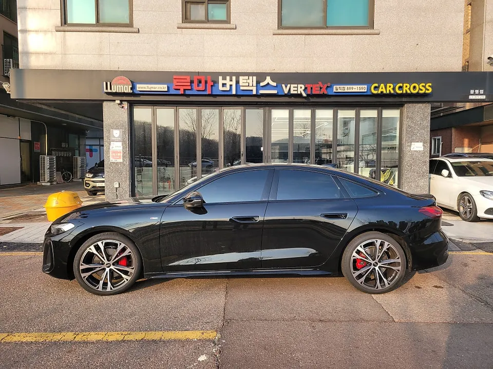 Audi A5のPPF施工事例｜費用目安と仕上がり 施工写真 2-1