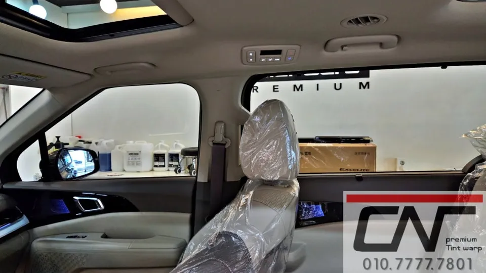 Kia Carnivalのカーフィルム施工事例｜費用目安・仕上がり 施工写真 2-3