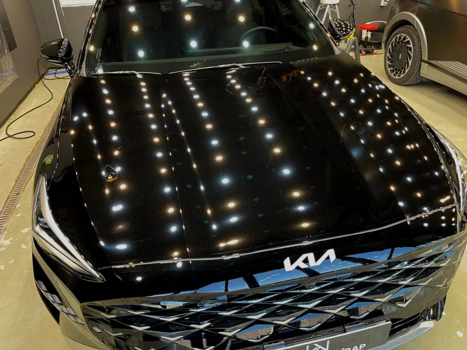 Kia K8のPPF施工事例｜費用目安と仕上がり 施工写真 3-1