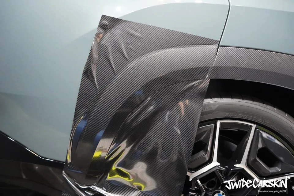 BMW XM vinyl wrap - BMW XM Vinyl Wrap Review: Partial Wrap for Protection photo 6