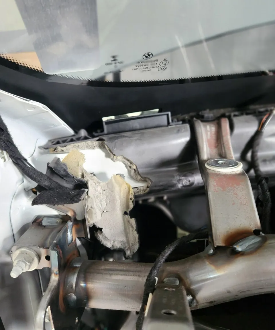 BMW 3 Series Dash Cam Installation Review photo 2