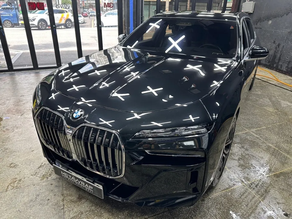 BMW 7 Series PPF施工事例|韓国でのデュオトーン施工 施工写真 1-1