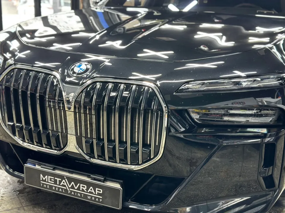 BMW 7 Series PPF施工事例|韓国でのデュオトーン施工 施工写真 3-1