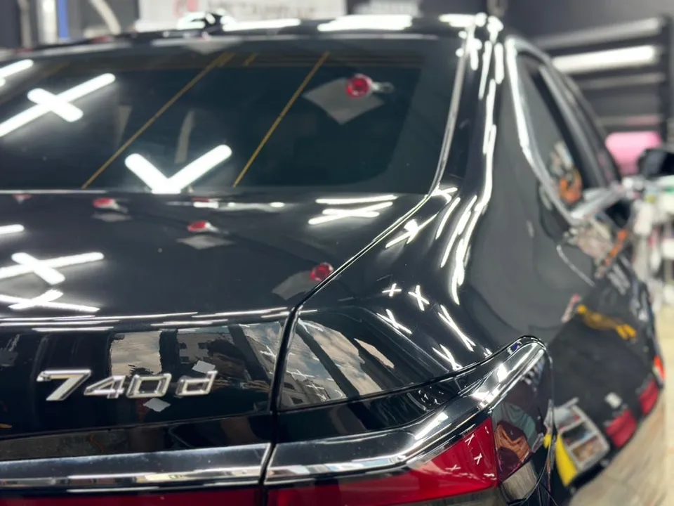 BMW 7 Series PPF施工事例|韓国でのデュオトーン施工 施工写真 3-2