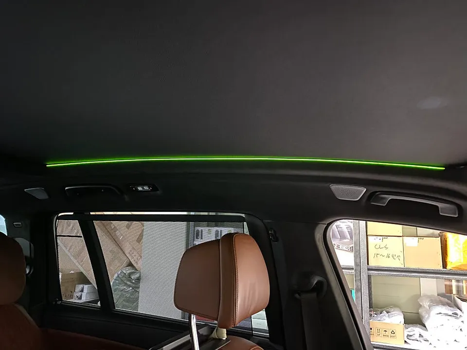 BMW X7 ambient lighting - BMW X7 Ambient Lighting Review — Enhanced Mood Lighting photo 3