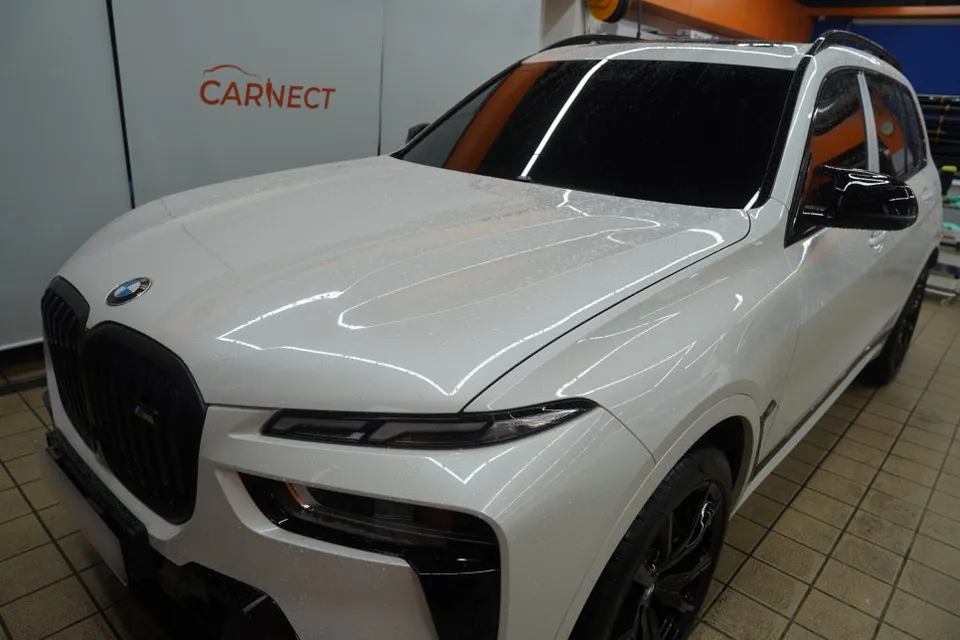 BMW X7のPPF施工事例:費用目安と仕上がり 施工写真 3-1