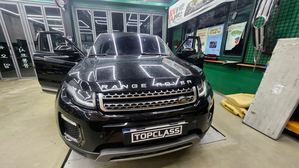 Land Rover Range Rover Evoque Ambient Lighting Review — Enhanced Before