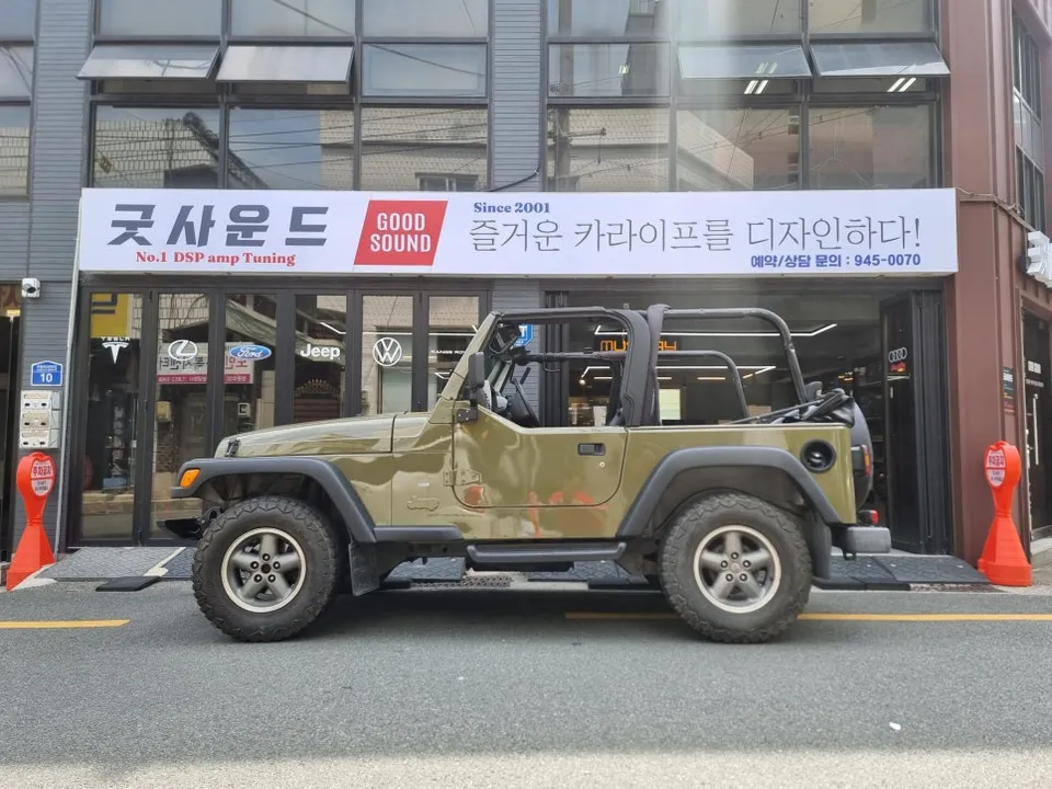 Jeep Wranglerのカーオーディオ施工事例 施工写真 2