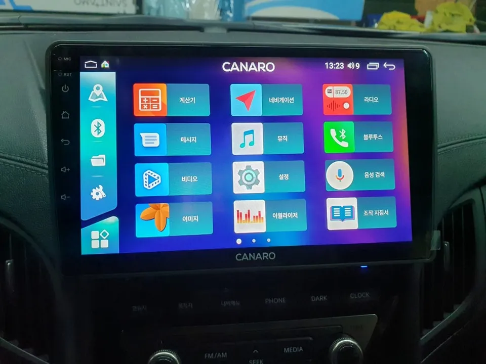 Genesis CoupeのAndroid Auto・CarPlay取付事例 施工写真 4-1